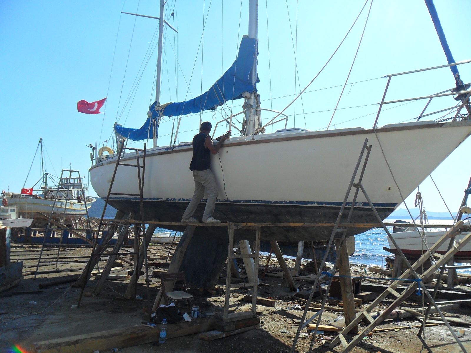 Ahşap ve Polyster Tekne Kamara Üstü Su Yalıtım Uygulamaları